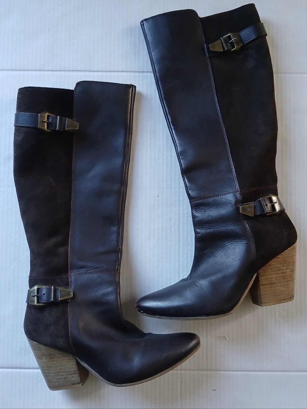 Catherine Malandrino Bast Tall Boots Smooth Leather & Suede Buckle Accents 9